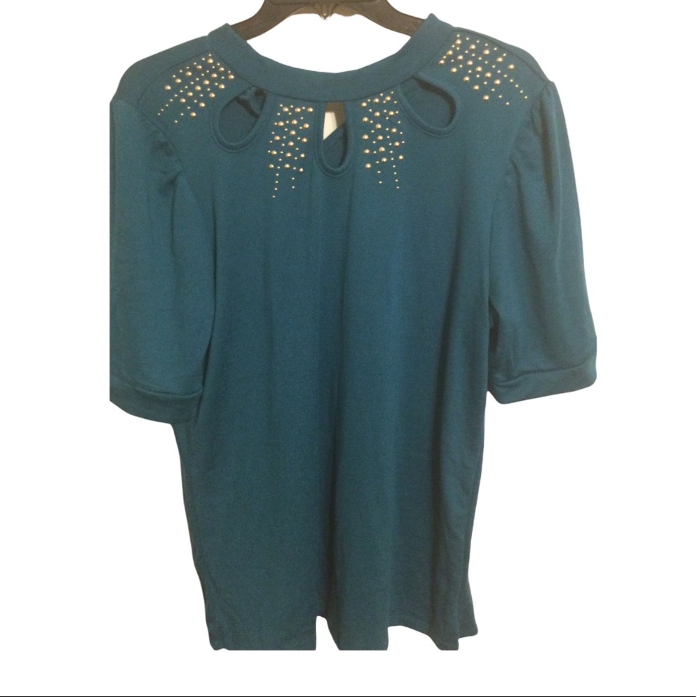 Teal short sleeve Top/ Gold accents size XL
